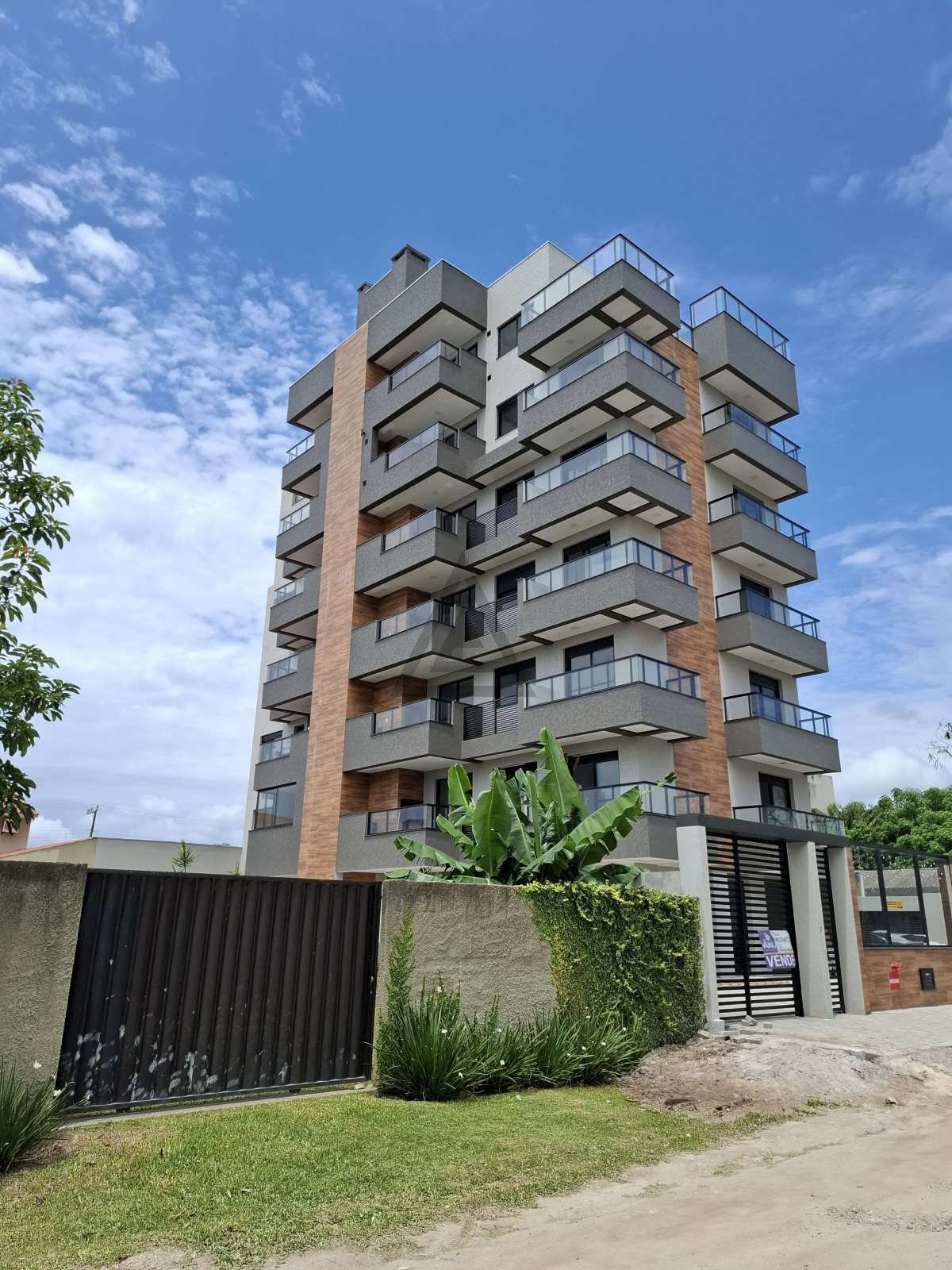 Apartamento à venda em Itapoá, Paese, com 3 quartos