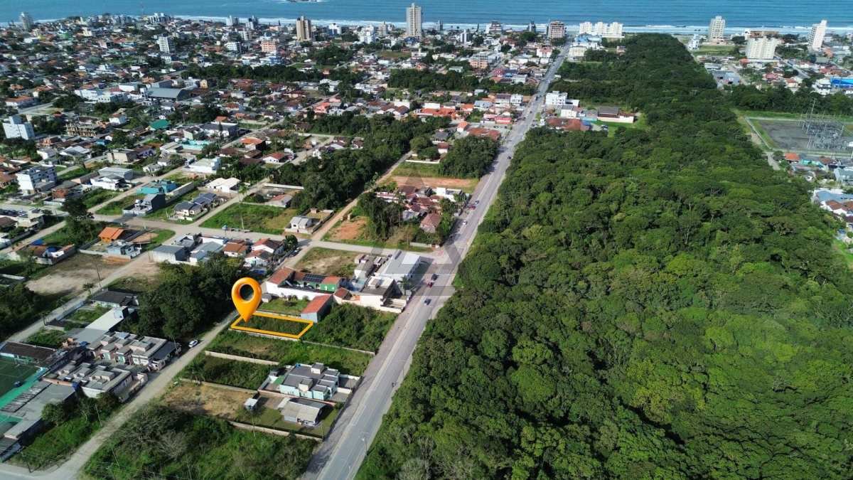 Terreno a venda no Balneário Jardim Pérola.