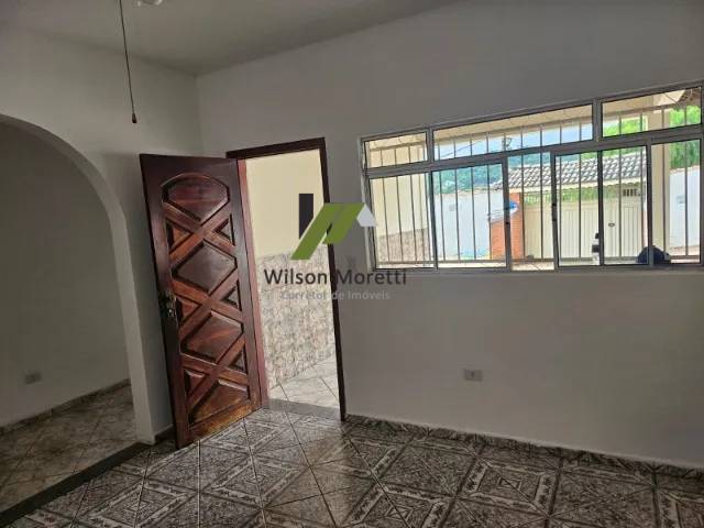Casa à venda com 3 quartos, 253m² - Foto 2