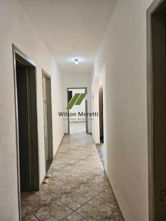 Casa à venda com 3 quartos, 253m² - Foto 4