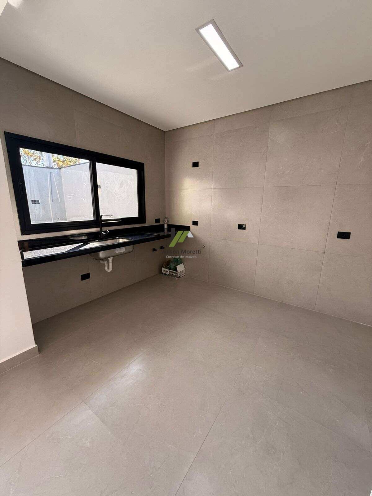 Casa à venda com 3 quartos, 83m² - Foto 17