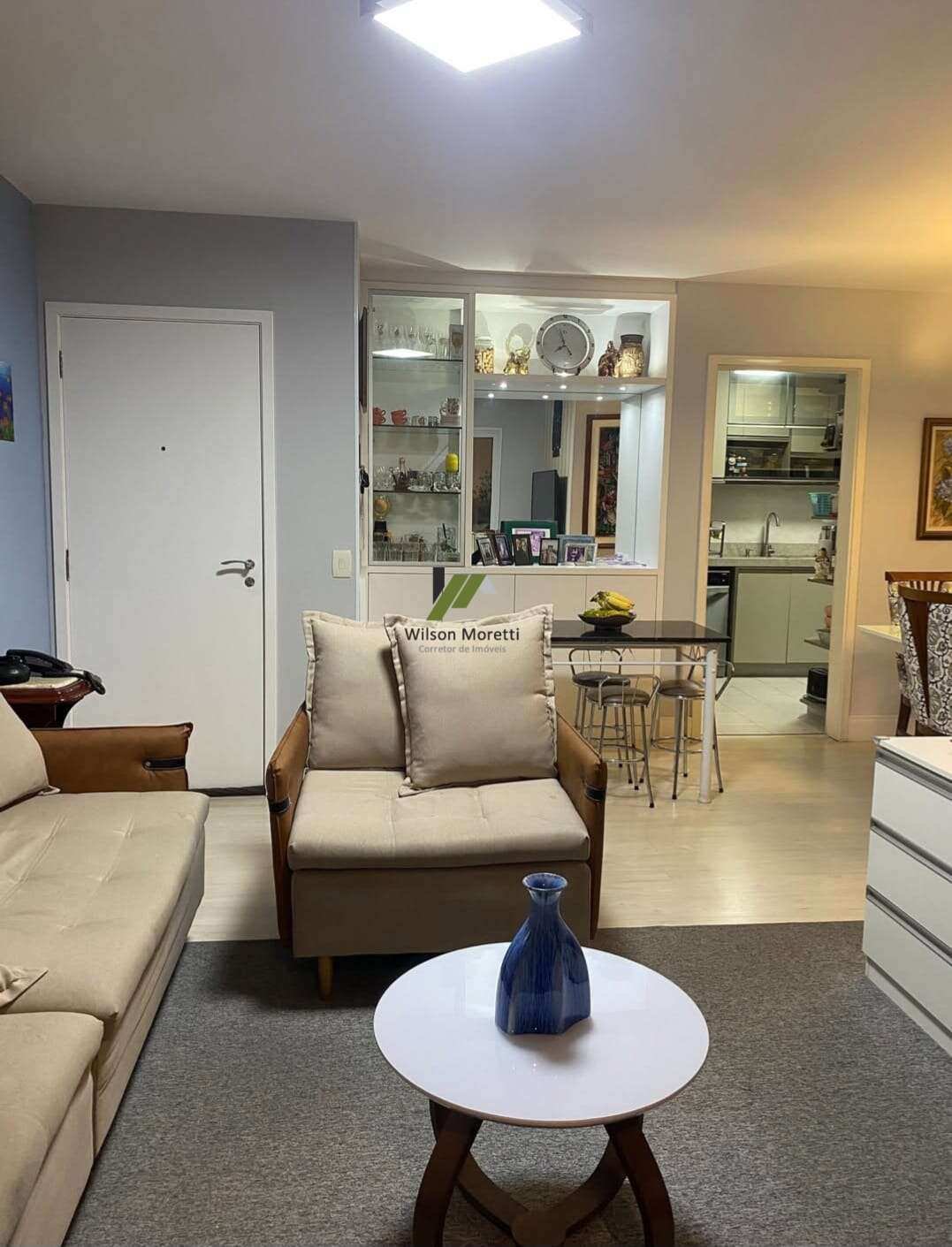 Apartamento à venda com 3 quartos, 96m² - Foto 2